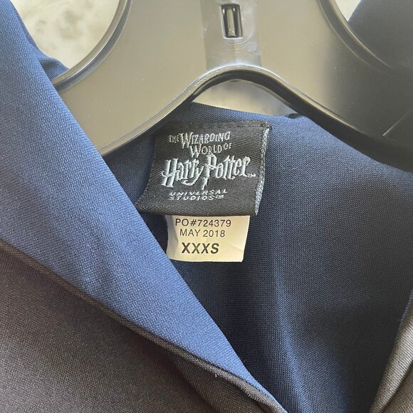 Universal Studios Harry Potter Raveclaw Robe - Picture 7 of 8